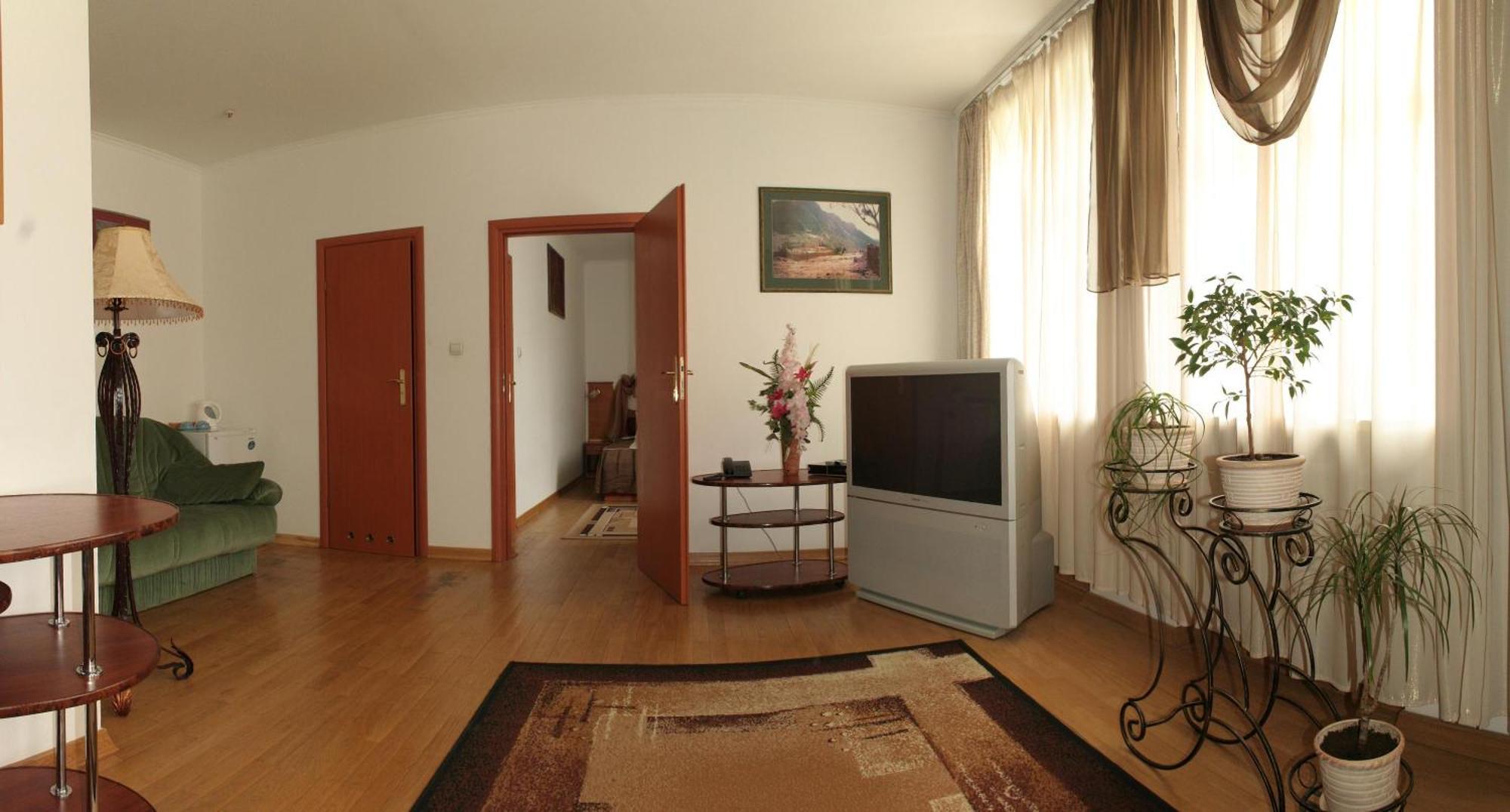 Volter Hotel Лвив Екстериор снимка